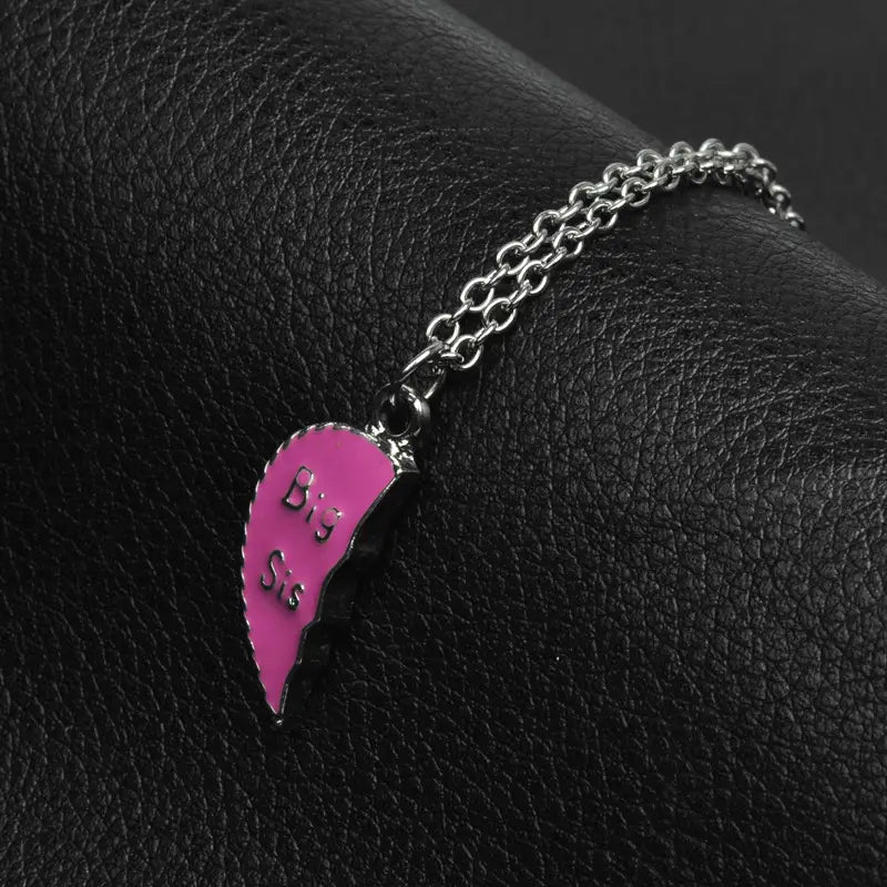 Big Sis - Mom - Little Sis - Family Charm Necklace